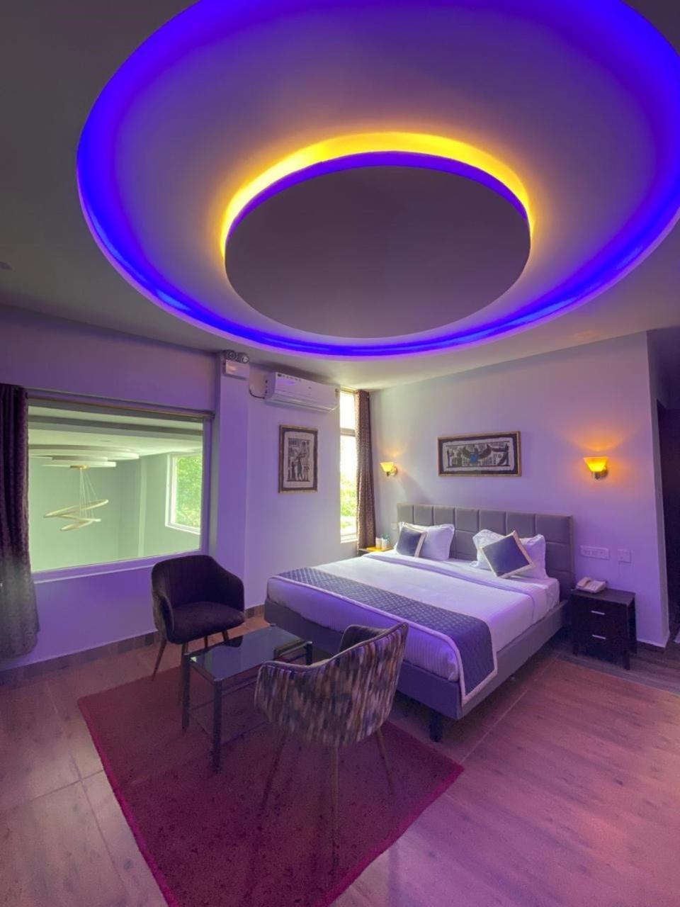 Montecarlo Hotel Mahabalipuram Exteriör bild