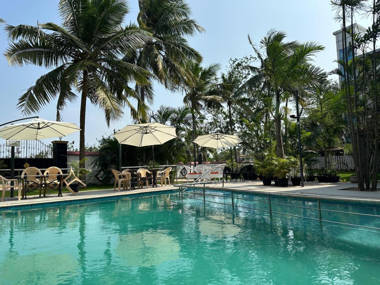 Montecarlo Hotel Mahabalipuram Exteriör bild