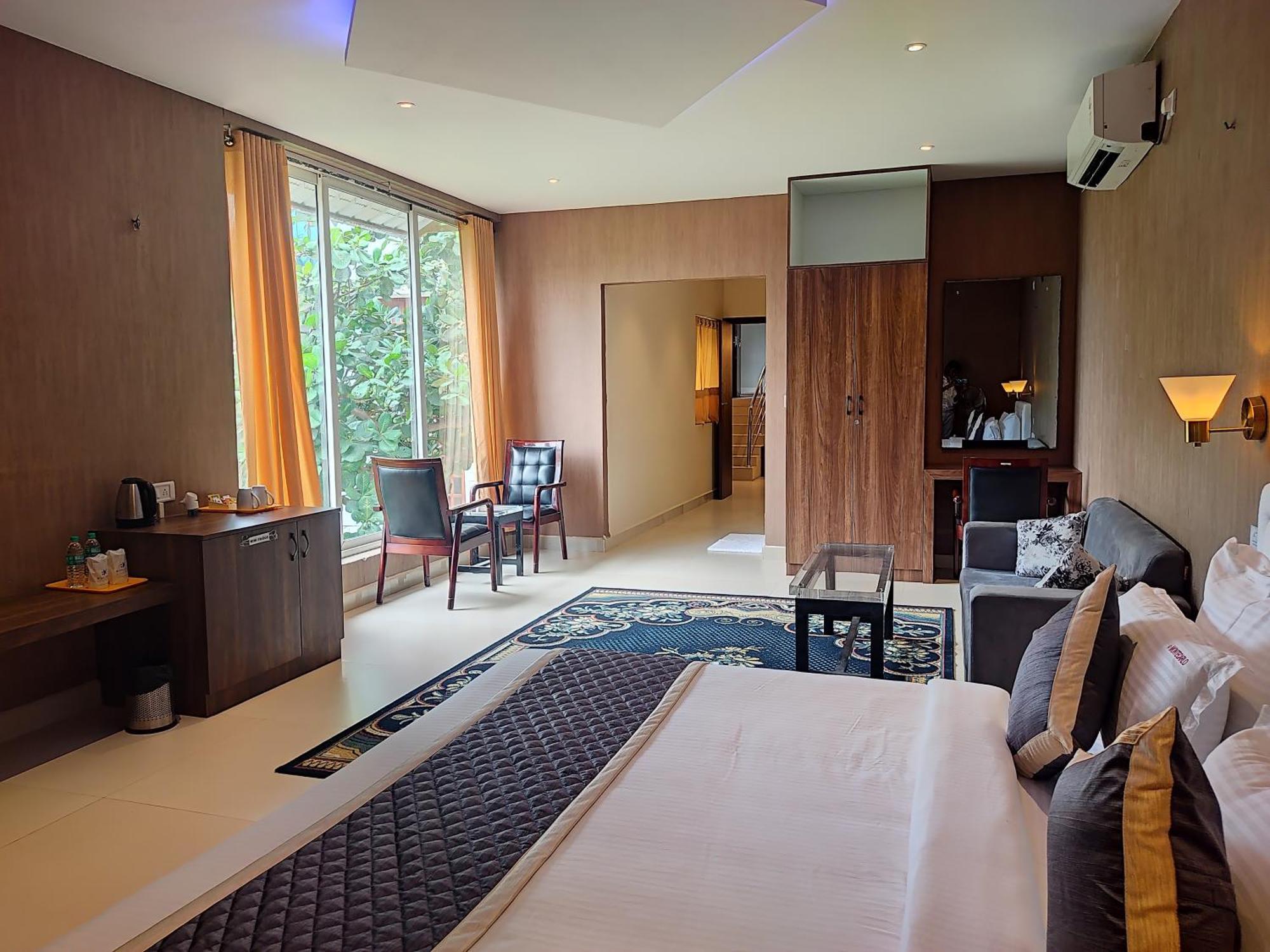 Montecarlo Hotel Mahabalipuram Exteriör bild